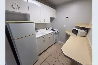 197 E Powers Avenue #4, Littleton, CO 80121 - Photo 4