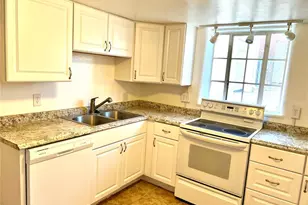 320 S Dale Ct, Denver, CO 80219 - Photo 24