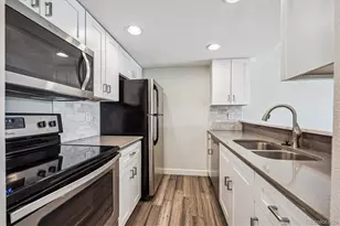 4273 S Salida Way, Aurora, CO 80013 - Photo 8