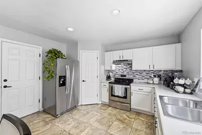 8457 Jason Ct, Denver, CO 80260 - Photo 10