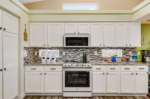 19573 E 40th Dr, Denver, CO 80249 - Photo 18