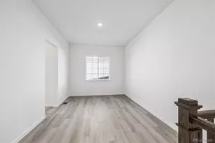 3789 Emerald Shore Cir, Loveland, CO 80538 - Photo 8