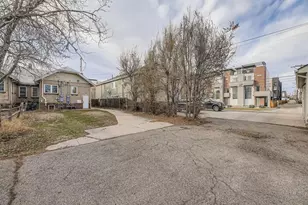 1636 Irving St, Denver, CO 80204 - Photo 32