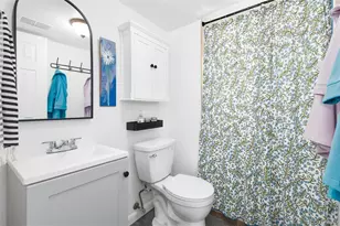 7175 S Penrose Ct, Centennial, CO 80122 - Photo 28