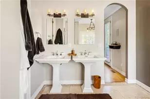 2527 Tremont Pl, Denver, CO 80205 - Photo 22