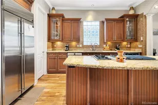 2527 Tremont Pl, Denver, CO 80205 - Photo 4