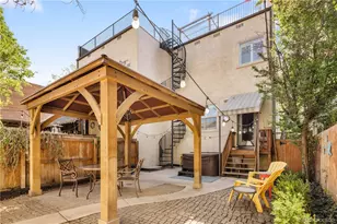 2527 Tremont Pl, Denver, CO 80205 - Photo 38