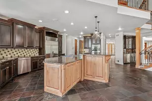 5701 S Aspen Ct, Greenwood Village, CO 80121 - Photo 10