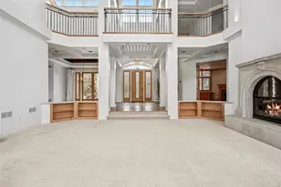 5701 S Aspen Ct, Greenwood Village, CO 80121 - Photo 6