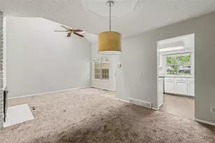 4386 S Blackhawk Way, Aurora, CO 80015 - Photo 6