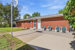 362 Empire St, Aurora, CO 80010 - Photo 2
