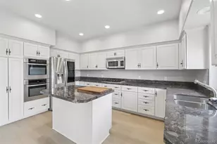 561 Breckenridge Dr, Broomfield, CO 80020 - Photo 8
