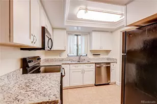 2490 S Worchester Ct, Aurora, CO 80014 - Photo 14