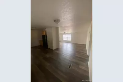 20175 Southgate Avenue, La Salle, CO 80645 - Photo 10