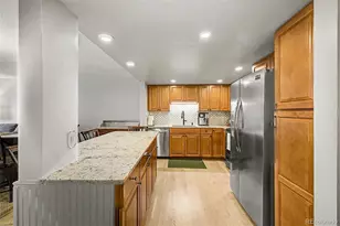 13661 E Marina Dr, Aurora, CO 80014 - Photo 8
