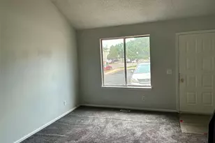 17670 E Loyola Dr, Aurora, CO 80013 - Photo 4