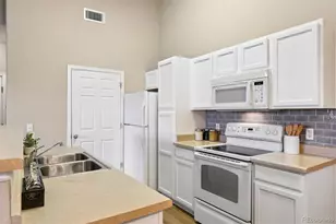 8073 W 51st Pl, Arvada, CO 80002 - Photo 8
