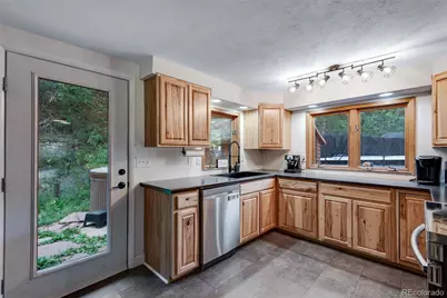 10690 S Deer Creek Road, Littleton, CO 80127 - Photo 16