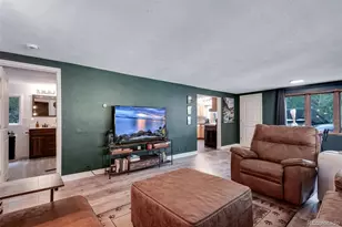 10690 S Deer Creek Rd, Littleton, CO 80127 - Photo 14