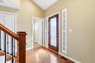 3825 Quail Ct, Wheat Ridge, CO 80033 - Photo 4