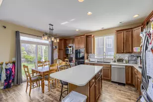 42358 Forest Oaks Dr, Elizabeth, CO 80107 - Photo 10