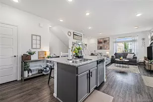 20000 E 40th Ave, Denver, CO 80249 - Photo 10