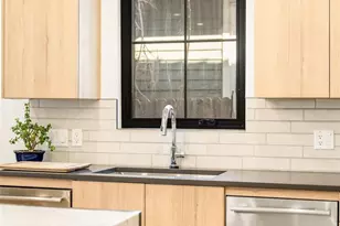 1675 S Steele St, Denver, CO 80210 - Photo 6
