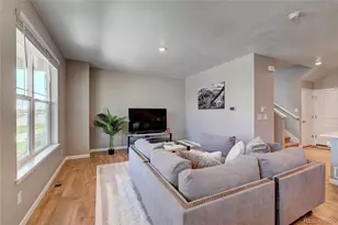 21862 E 8th Ave, Aurora, CO 80018 - Photo 2