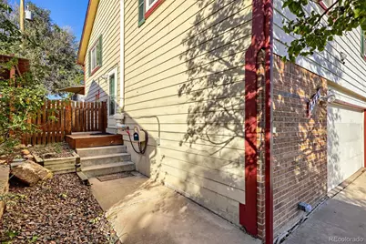 2243 W Hillside Avenue, Englewood, CO 80110 - Photo 2
