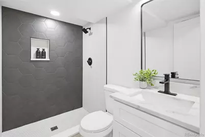 4711 Granby Way, Denver, CO 80239 - Photo 22