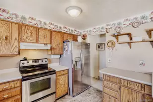 9018 W 77th Pl, Arvada, CO 80005 - Photo 10