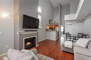 2541 S Bahama Cir, Aurora, CO 80013 - Photo 2