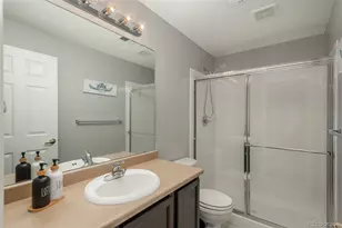 2541 S Bahama Cir, Aurora, CO 80013 - Photo 14
