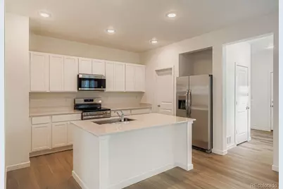 2819 E 153rd Avenue, Thornton, CO 80602 - Photo 2