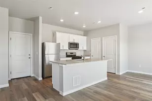 48250 Shetland Dr, Bennett, CO 80102 - Photo 6