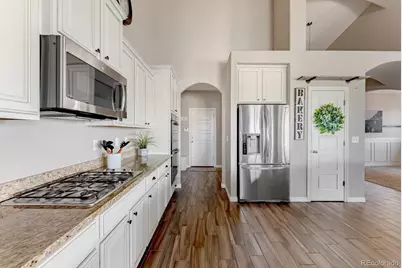 10293 Nucla Street, Commerce City, CO 80022 - Photo 6