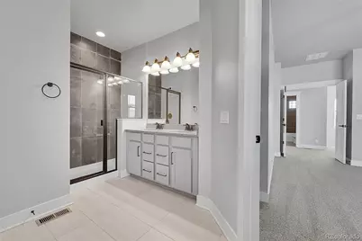 10539 E 25th Drive, Aurora, CO 80010 - Photo 20