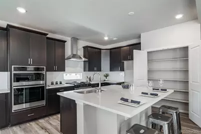 5157 N Quatar Street, Aurora, CO 80019 - Photo 2