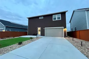 3075 Nectar St, Strasburg, CO 80136 - Photo 2
