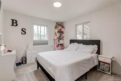 705 Newark Street, Aurora, CO 80010 - Photo 8