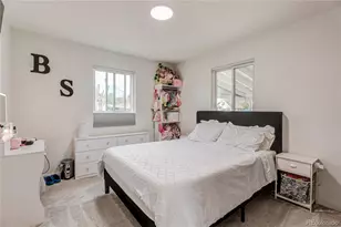 705 Newark St, Aurora, CO 80010 - Photo 8