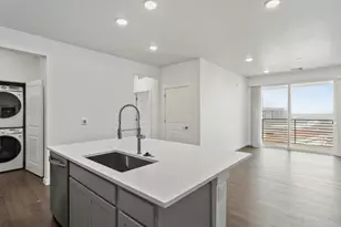 6153 N Ceylon St, Denver, CO 80249 - Photo 14