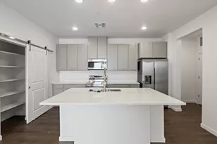 6153 N Ceylon St, Denver, CO 80249 - Photo 10