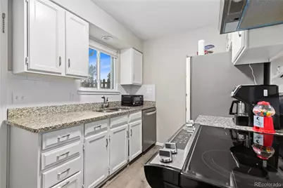 2297 S Jasper Way #B, Aurora, CO 80013 - Photo 6