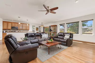 8244 S Catawba Court, Aurora, CO 80016 - Photo 6
