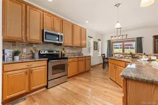8244 S Catawba Ct, Aurora, CO 80016 - Photo 10