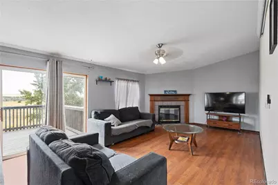 47904 Dartmouth Avenue, Bennett, CO 80102 - Photo 10