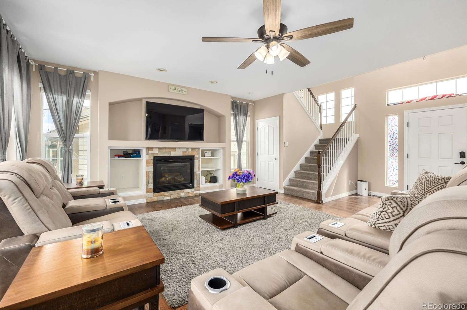 26095 Euclid Dr, Denver CO  80016-2457 exterior