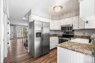 10160 W Dartmouth Ave, Lakewood, CO 80227 - Photo 16