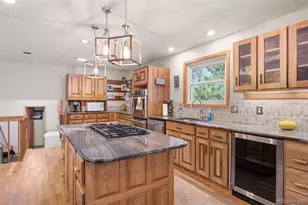 2399 Vista Dr, Larkspur, CO 80118 - Photo 14